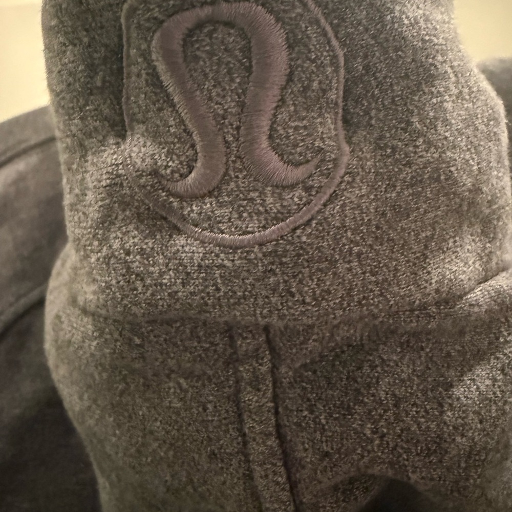 Lululemon Scuba Charcoal Half-Zip Hoodie Sweatshirt - Picture 6 of 6
